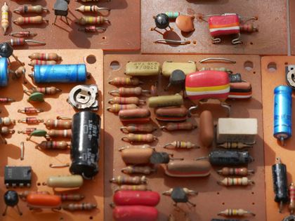 Elka-Huge lot of vintage boards  (X705?)